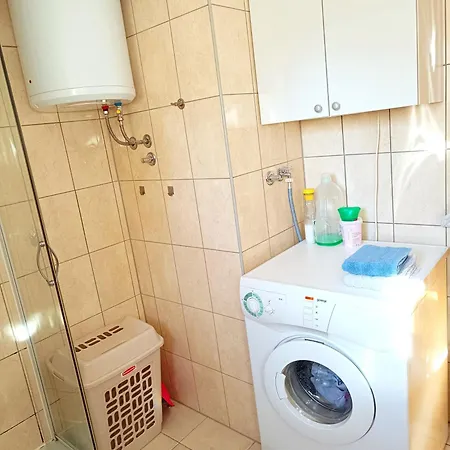 Apartment Bile - Close To The Beach, Shops, Airport