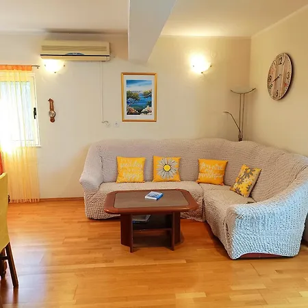 公寓 Bile - Close To The Beach, Shops, Airport Kaštela
