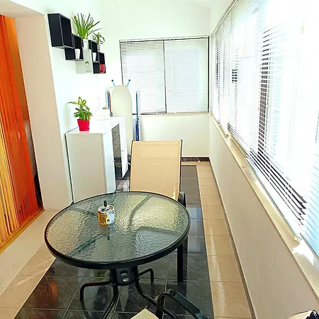 Bile - Close To The Beach, Shops, Airport *