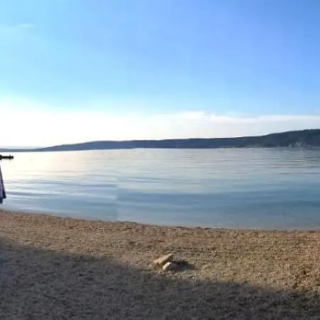 Bile - Close To The Beach, Shops, Airport Apartment Kastela