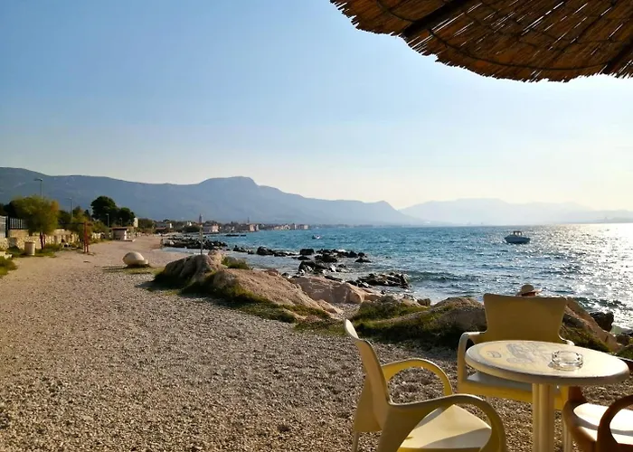 Bile - Close To The Beach, Shops, Airport *