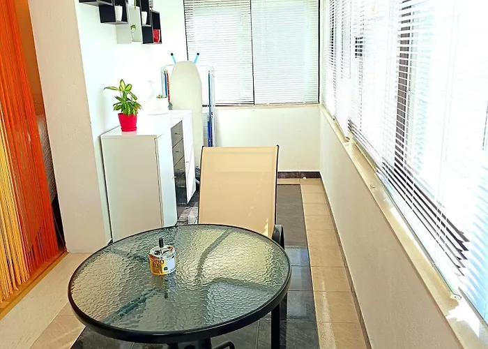 Bile - Close To The Beach, Shops, Airport *